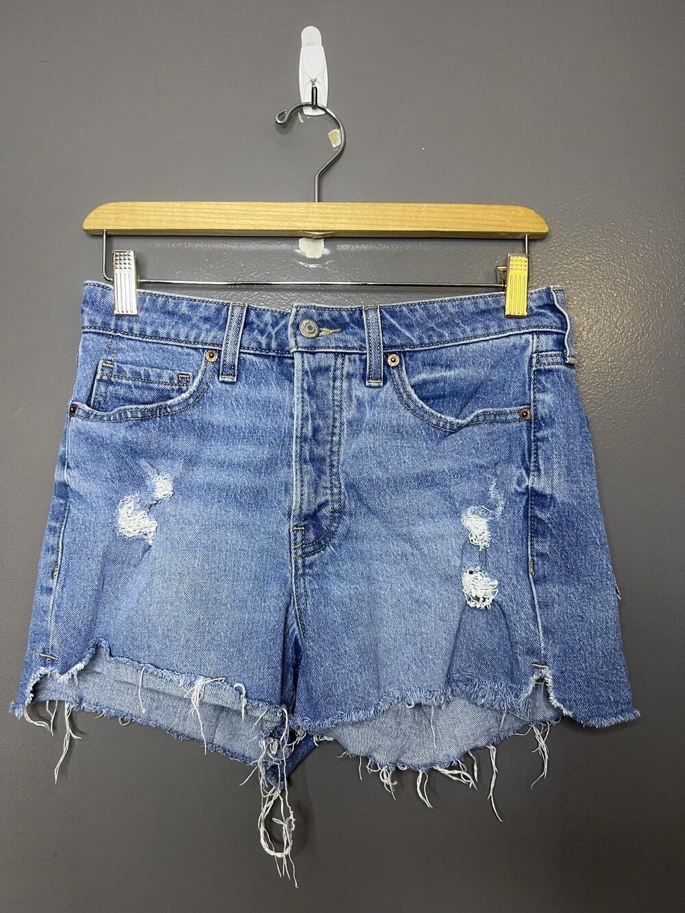 Old Navy OG Straight Denim Shorts Womens 6 Blue High Rise Cutoff Frayed Hem
